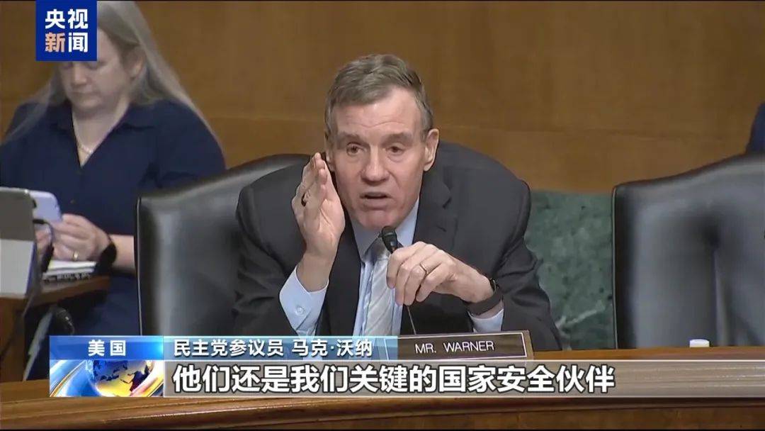 足球角球
_“对等关税”生效足球角球
，特朗普又宣布新关税！美债突遭大规模抛售，美元跳水，美联储降息预期生变！美国一边加关税一边求鸡蛋，欧洲多国：不给