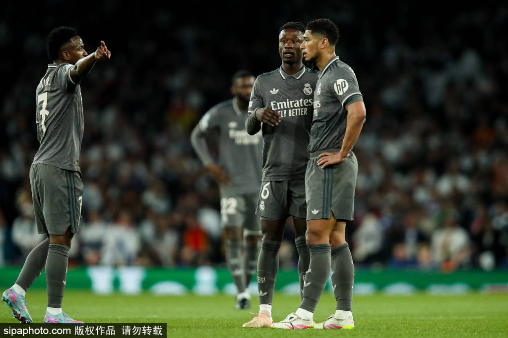 进球球员
_欧冠-赖斯任意球双响+伤退卡马文加染红 阿森纳3-0皇马