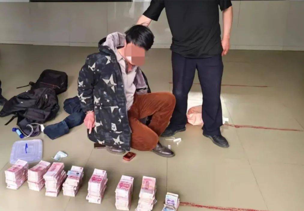 皇冠信用网开号_网逃男子携带70多万元现金“隐居”山洞皇冠信用网开号,白天睡觉,晚上才敢上街购物