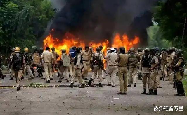 皇冠足球平台在哪里注册_印度宣战！巴军歼10C携PL-15导弹硬刚皇冠足球平台在哪里注册，巴外长连夜拨通中方电话