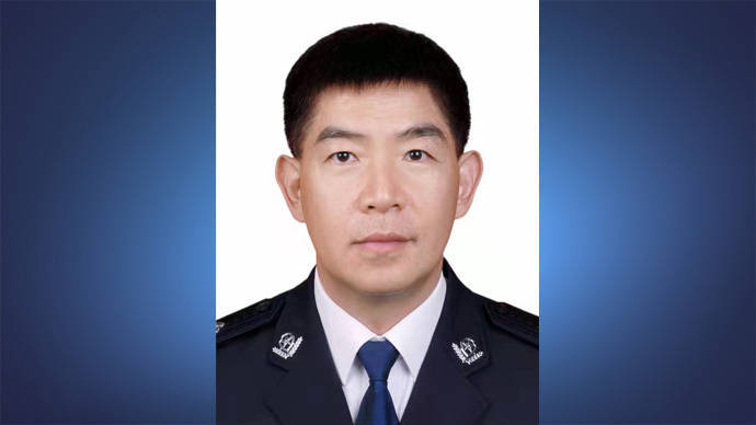 皇冠信用登123出租_福建厦门市副市长、市公安局局长陈育煌出任吉林省公安厅厅长