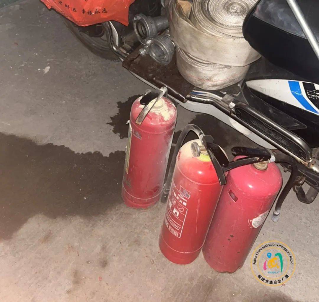 FIBA男篮世界杯U19_福州一小区发生火灾FIBA男篮世界杯U19，现场火势较大、浓烟滚滚！