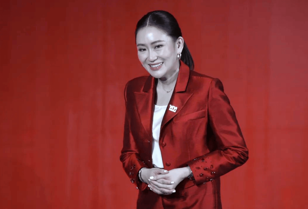 巴西足球联赛
_佩通坦也不是好欺负的巴西足球联赛
，双管齐下，强力反击洪森，事情不简单