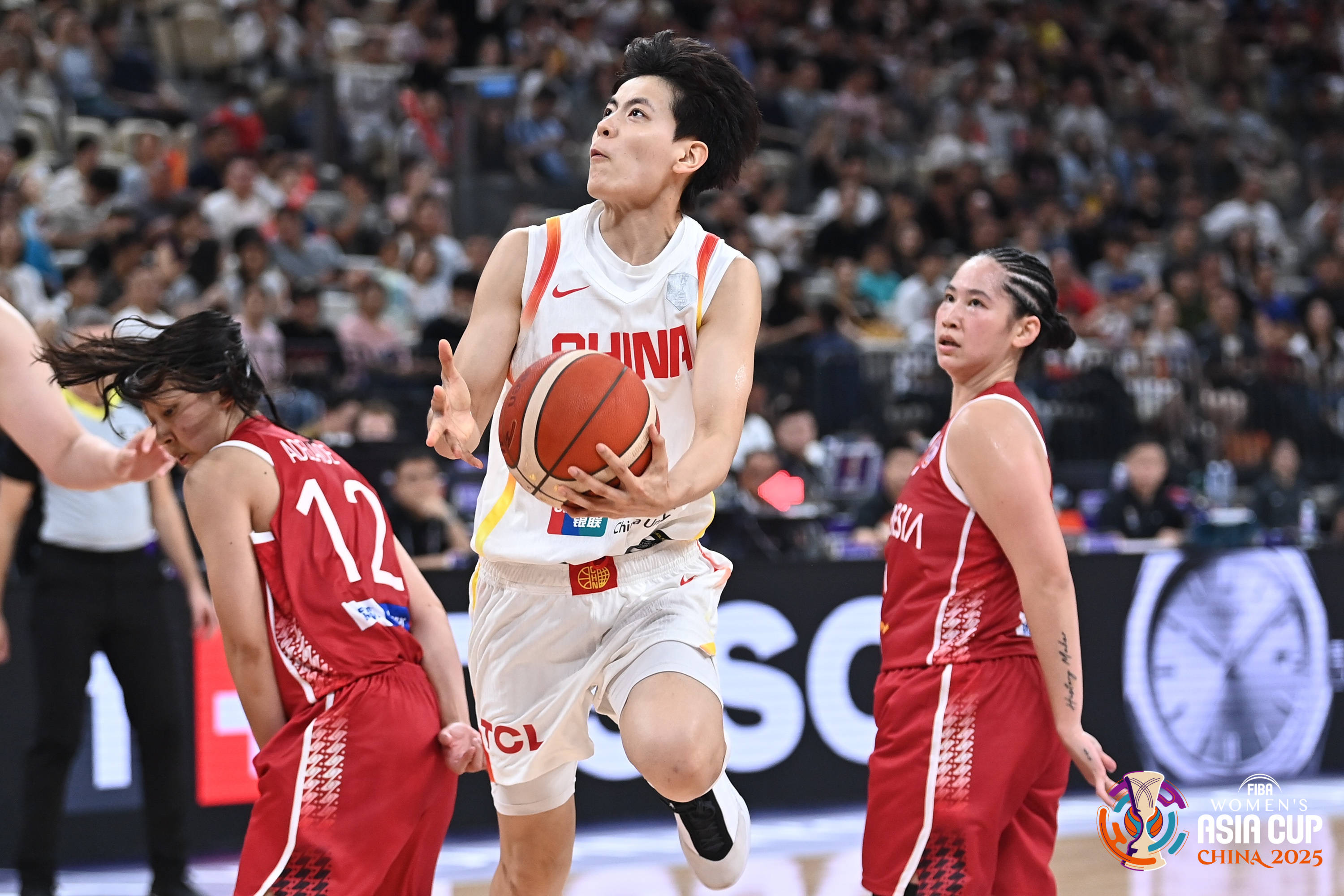 皇冠登3代理_亚洲杯-张子宇11分钟13分 中国女篮狂胜印尼51分