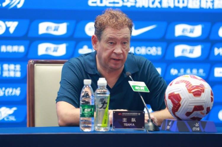 皇冠信用盘代理申条件_斯卢茨基:今天的结果让大家失望了皇冠信用盘代理申条件,吴曦出现在前腰是新的尝试