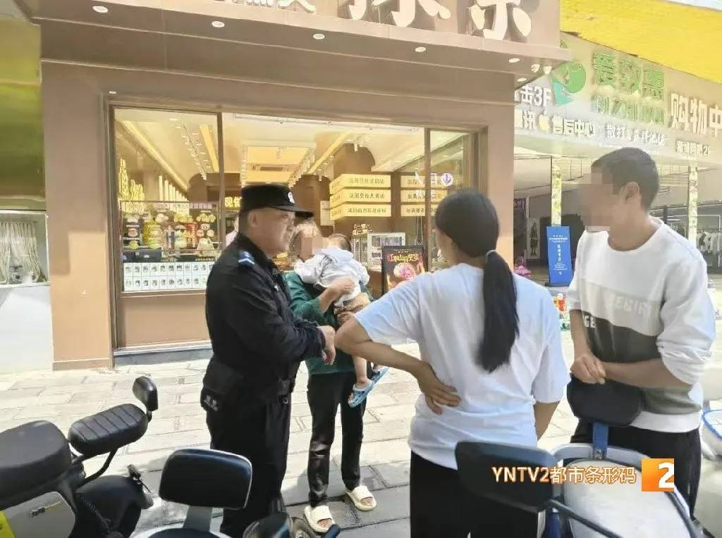 安山小绿人vs华城_不是段子！爸爸带娃玩自己睡着了！一觉醒来安山小绿人vs华城，孩子呢？