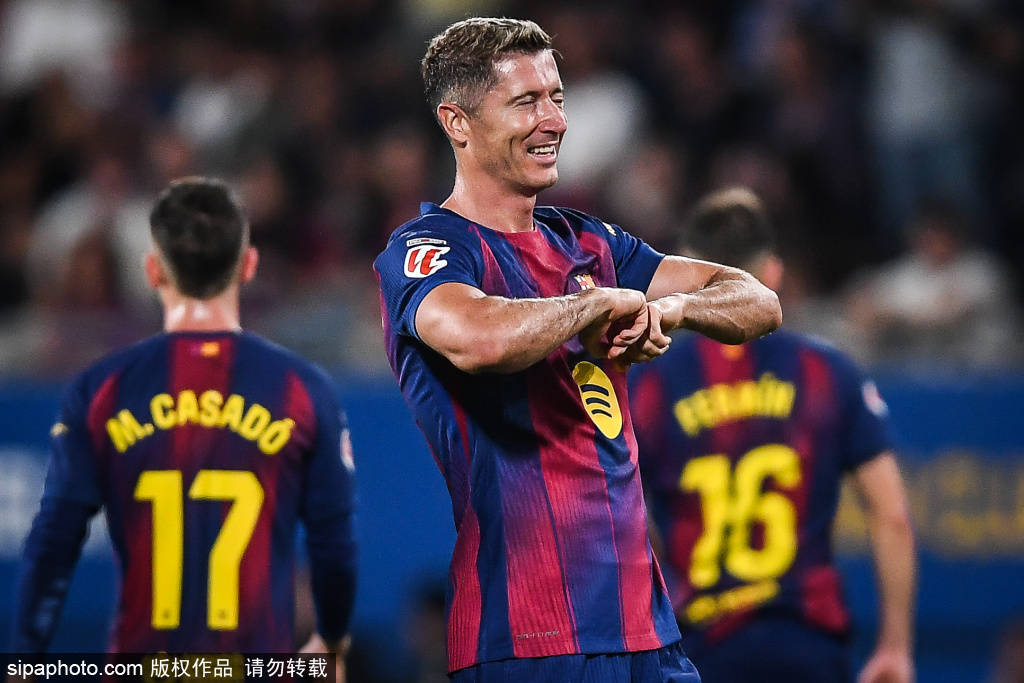 皇冠信用盘_皇家马德里支持者惊人预测：巴塞罗那新星拉米内·亚马尔将问鼎金球奖皇冠信用盘！