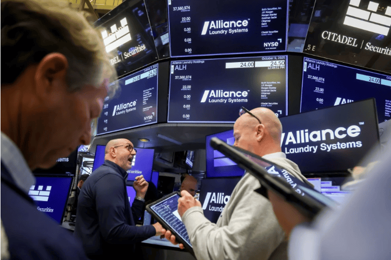 足球管理平台出租
_金灿荣：中国“六连鞭”痛打美国足球管理平台出租
，特朗普撒泼了