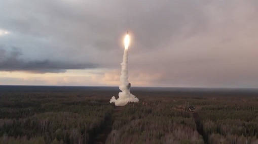 皇冠信用盘平台出租
_周波：既然美国坚持把中美关系定义为战略竞争皇冠信用盘平台出租
，那么中国会说：好吧