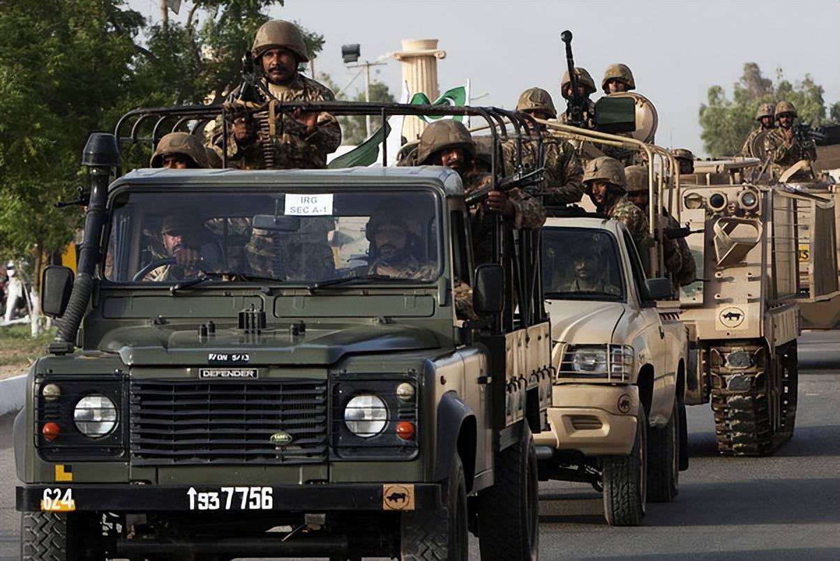 皇冠信用出租代理
_终于被巴铁打疼了皇冠信用出租代理
，阿富汗将袭击枭龙和歼-10，特朗普喊话他要管