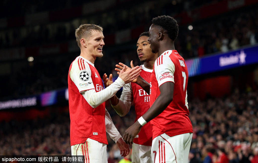 皇冠信用網代理
_观战台：利物浦大战曼联+拜仁火拼多特 阿森纳冲五连胜