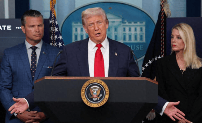 皇冠信用网在哪里开通
_全额退还中国关税？特朗普大祸临头皇冠信用网在哪里开通
，有人直戳要害，美法院判决结果即将出炉，全球都在等结果