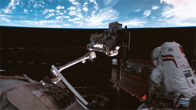 皇冠信用盘要押金吗	
_太空上演惊魂一刻！神舟二十号遭神秘物体撞击皇冠信用盘要押金吗	
，返回任务紧急暂停