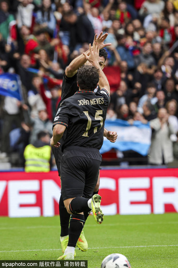 皇冠信用网开户
_直通世界杯皇冠信用网开户
！世预赛-C罗停赛B费戴帽 葡萄牙9-1亚美尼亚