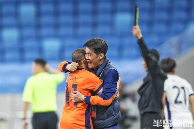 皇冠信用網出租
_席尔瓦梅开二度海牛保级成功皇冠信用網出租
，惊险一季画上句号