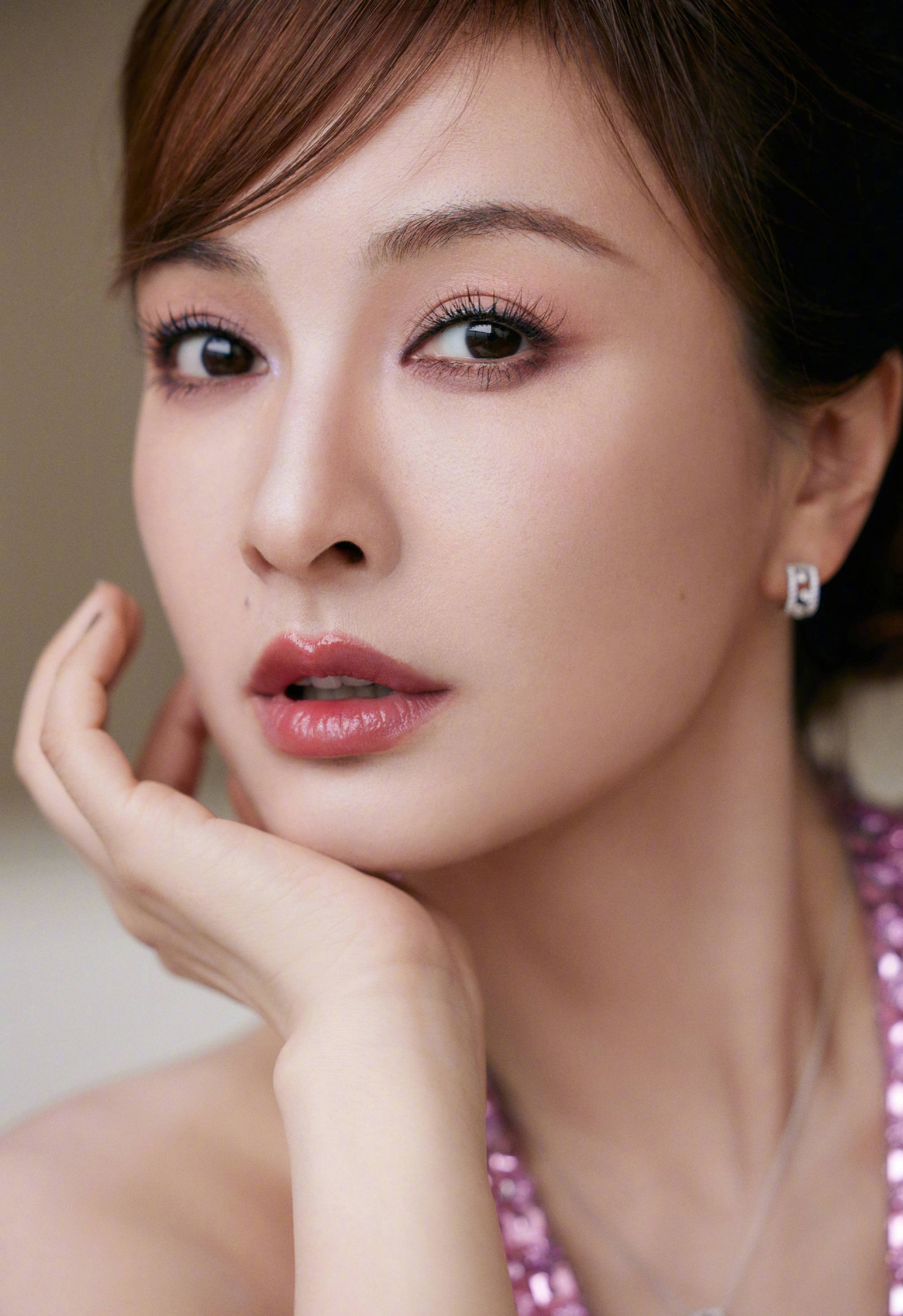 皇冠信用网登3代理
_吴昕被曝“资产十位数”:没老公没孩子财富自由有多爽皇冠信用网登3代理
?