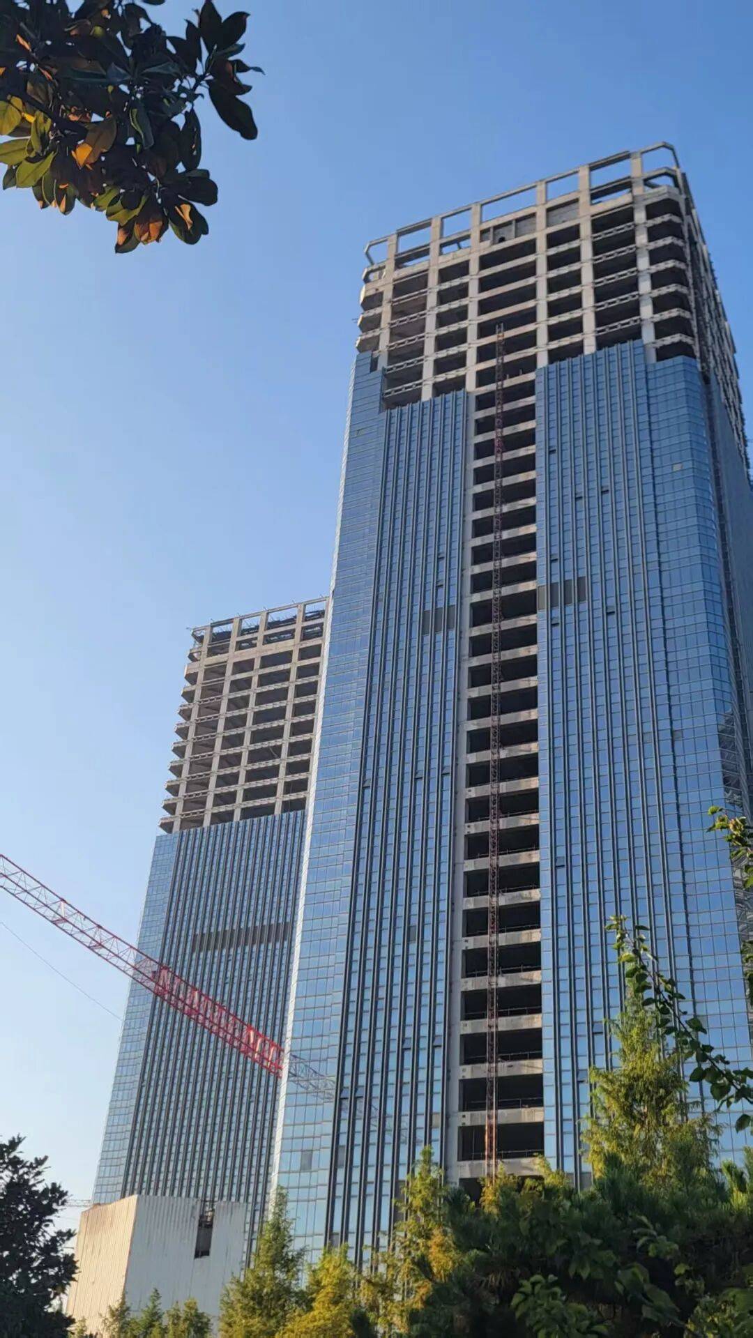 信用平台出租
_西安地标“双子塔”荒芜十年信用平台出租
,7.48亿起拍