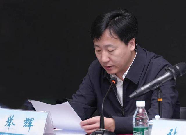 皇冠登3新2管理
_北京市委决定:袁进任首都医科大学附属北京同仁医院院长