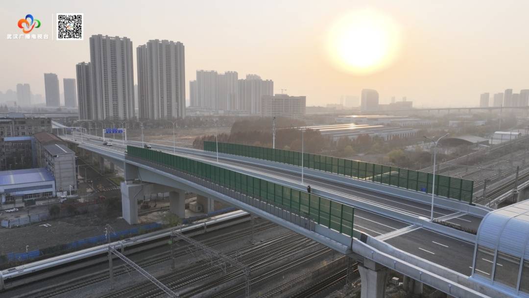 mos011皇冠账号_3分钟直达mos011皇冠账号!武汉城区一交通要道今晨通车