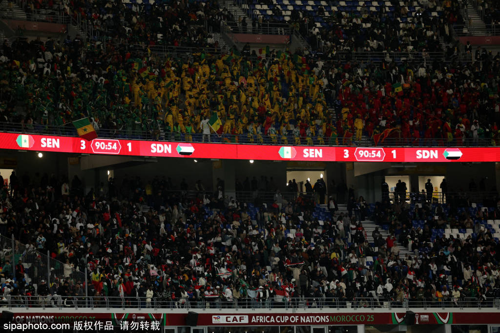 皇冠信用网代理注册_姆伯莫回归曼联皇冠信用网代理注册！喀麦隆在非洲杯的失利与曼联新教练的挑战