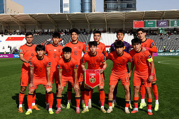 皇冠登3代理_安东尼奥提醒弟子保持专注 中、泰两队均有1名主将停赛