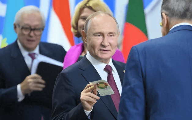 皇冠信用网账号注册_中方越买越少皇冠信用网账号注册，普京没法再装看不见！2025年中俄贸易大幅度下降