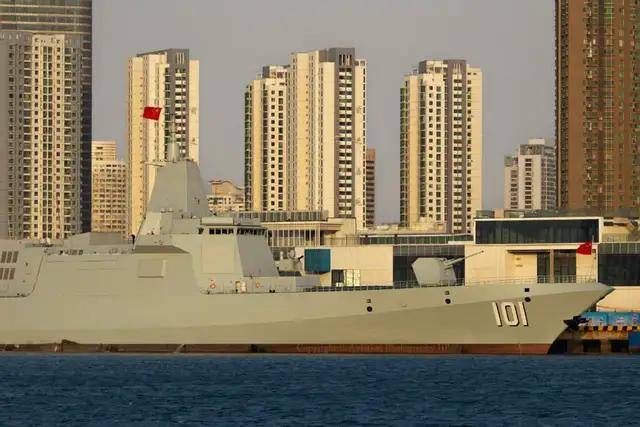 皇冠信用网_和美军差距很大皇冠信用网？官媒：无人机首次引导054B舰炮对陆攻击