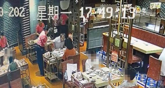 皇冠信用网会员申请_再晚半小时人就没了！男子来杭旅游在商场肚子突然变大皇冠信用网会员申请，饭店女员工三句话，抢回一条命