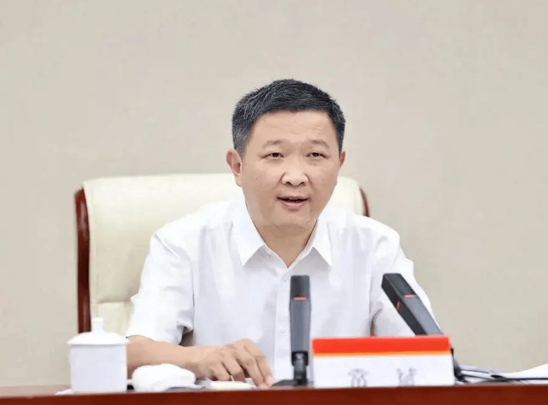 皇冠登录网址
_常斌任河北省委副书记